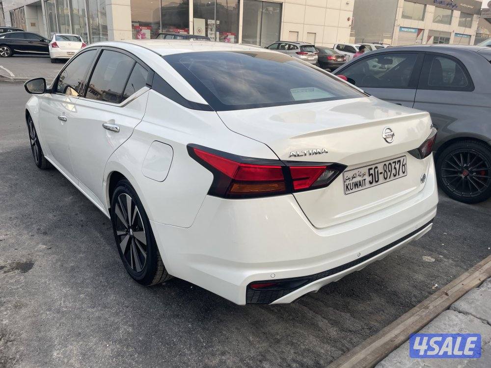 نيسان التيما4