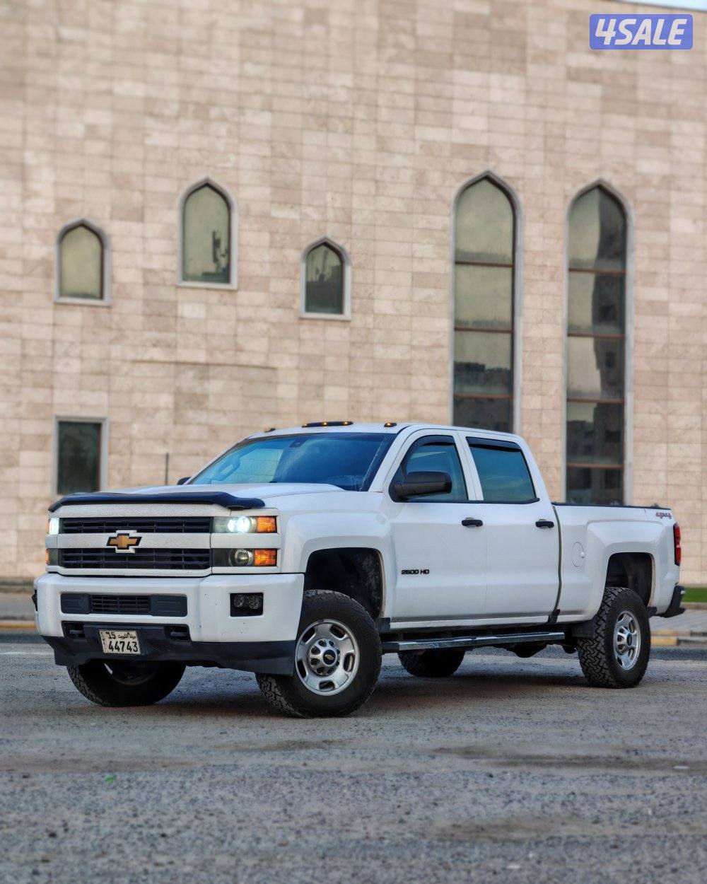 HD2500سلفرادو ٢٠١٧ صبغ وكالة1