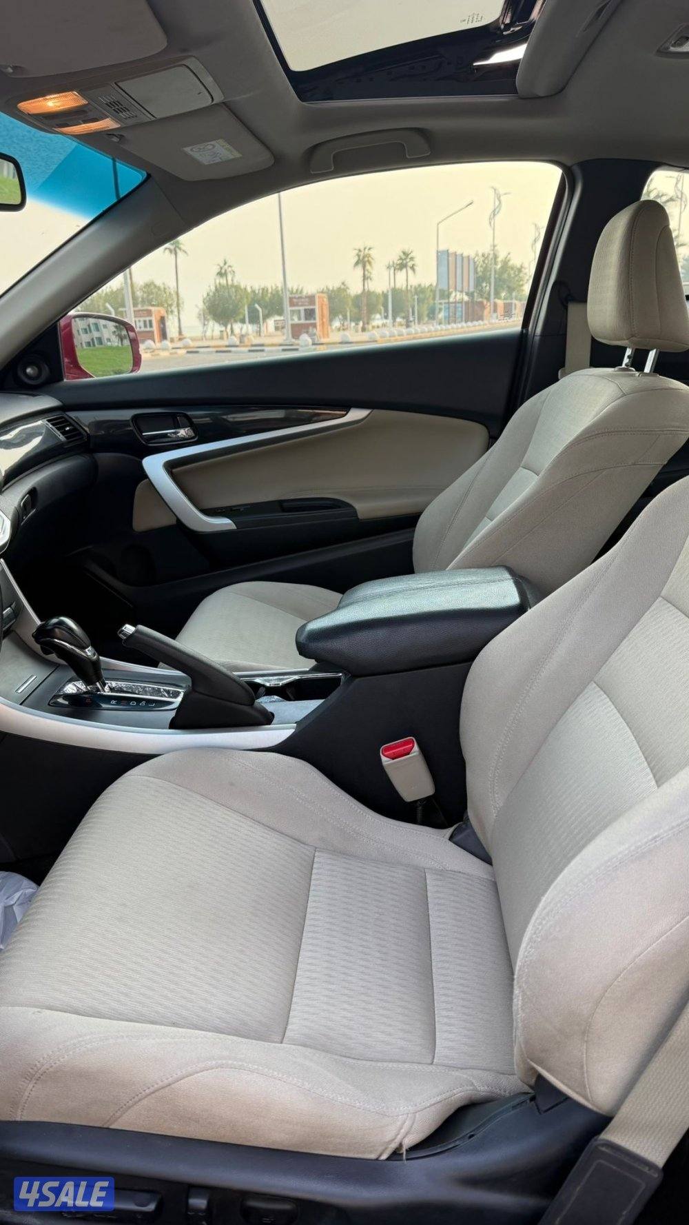 هوندا اكورد موديل 2014 / بحاله ممتازه5