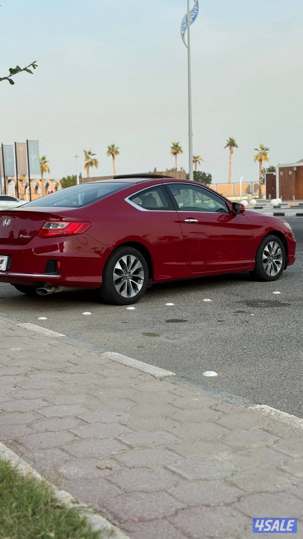 هوندا اكورد موديل 2014 / بحاله ممتازه8