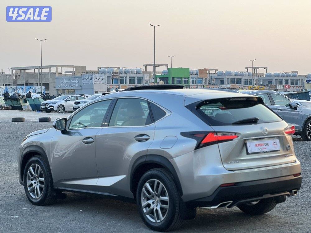 للبيع لكزس NX200 موديل 20156