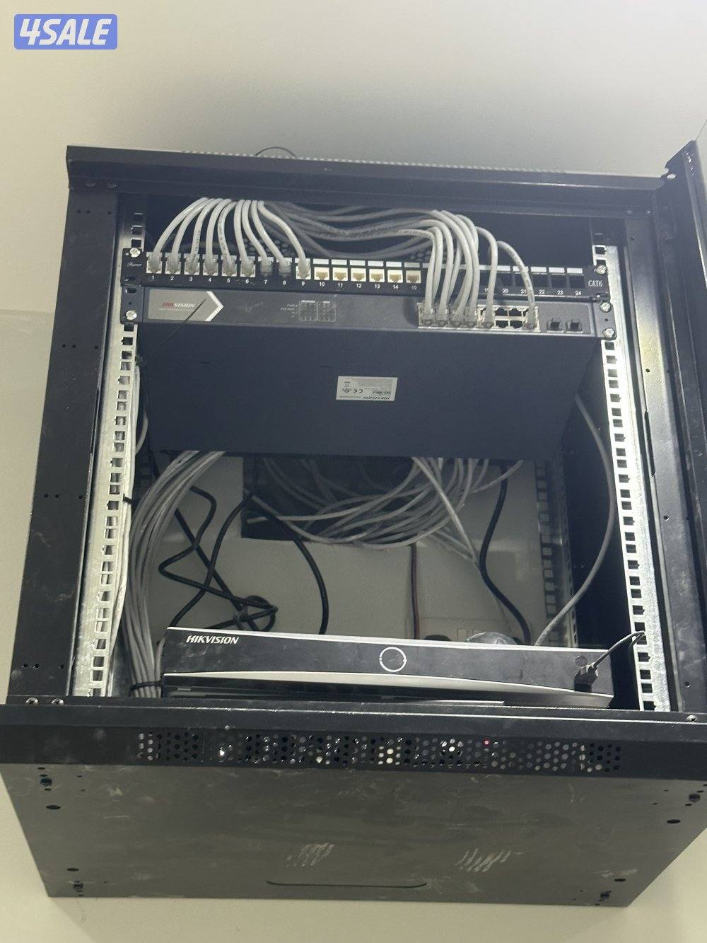 تمديد انترنت وشبكات وبرمجة روترات وكمرات  واجهزت بصمة وبداله وانتركم7