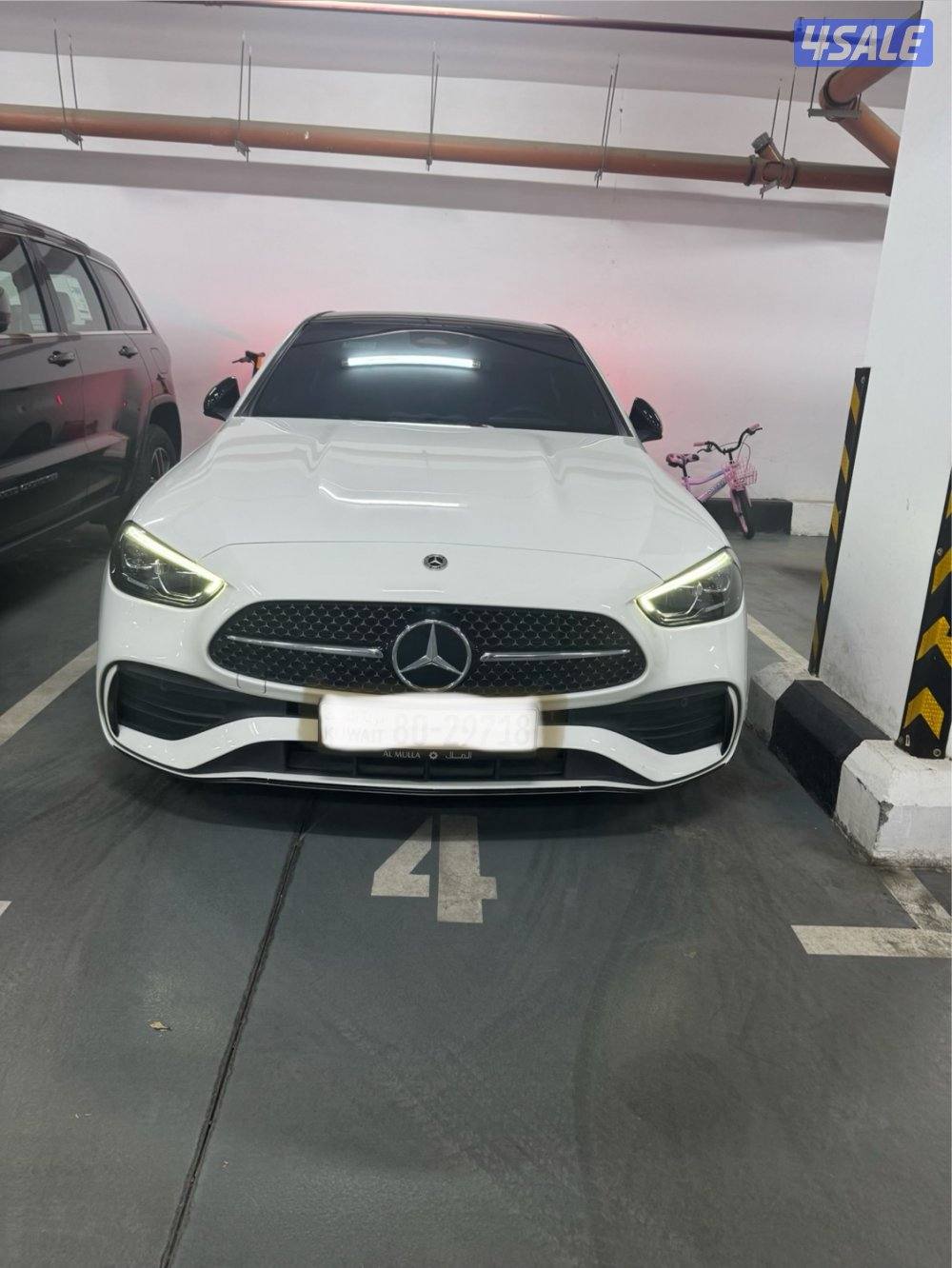 C200 Premium plus AMG 2023 under warranty0