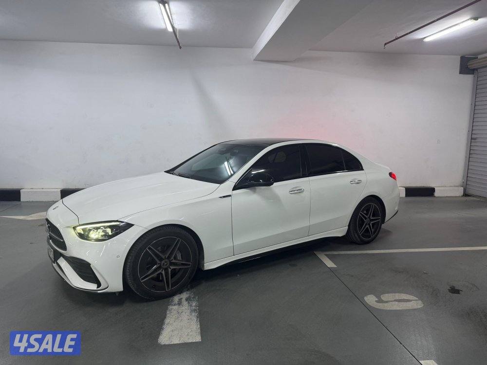 C200 Premium plus AMG 2023 under warranty1