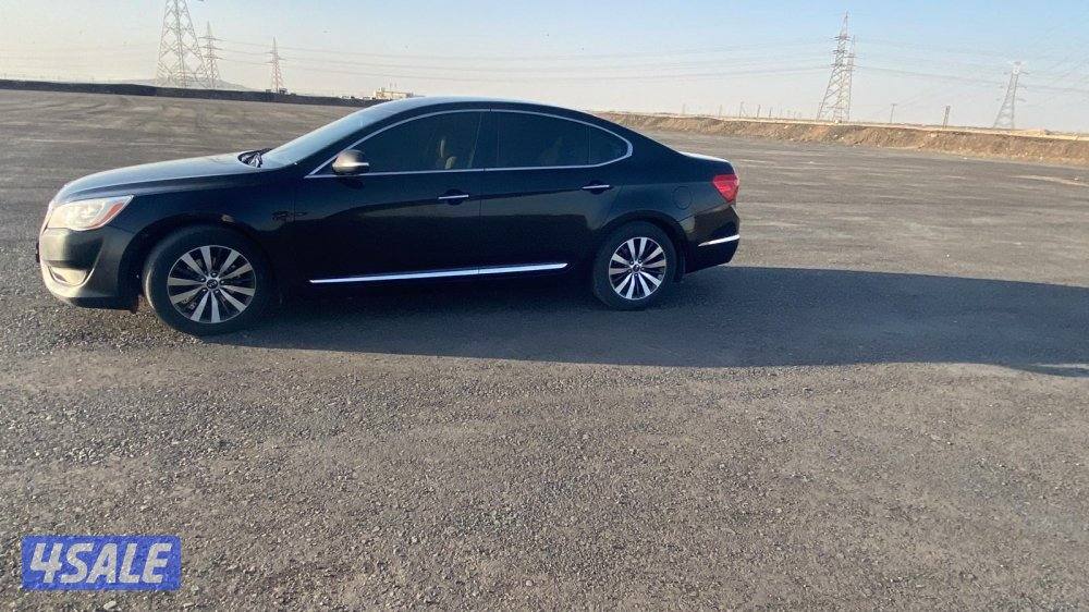 للبيع كيا موديل 20111