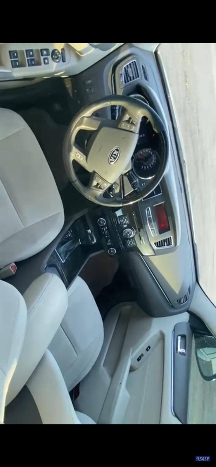 للبيع كيا موديل 20115