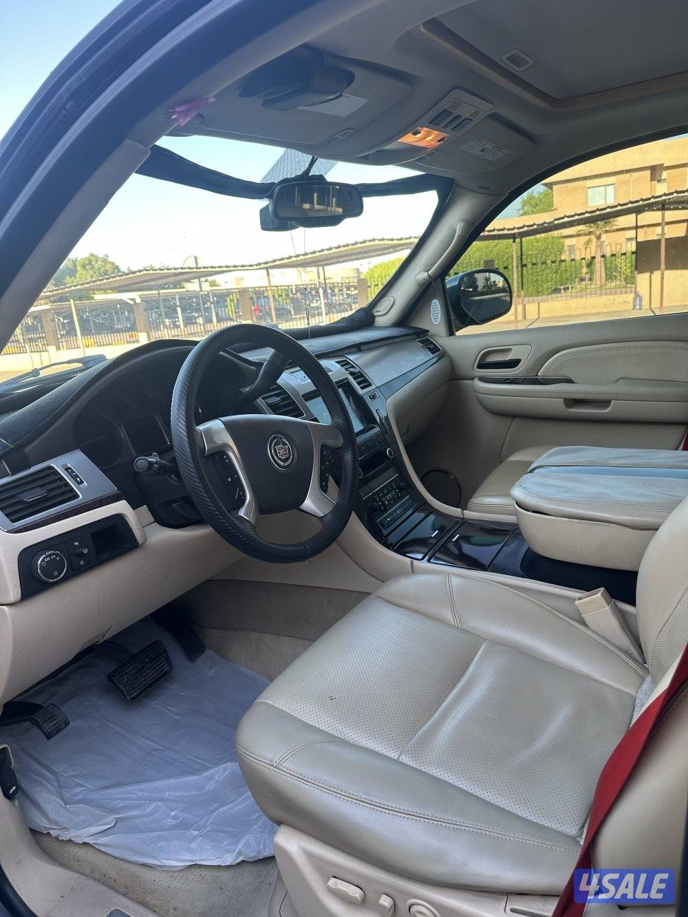 للبيع اسكاليد 20074