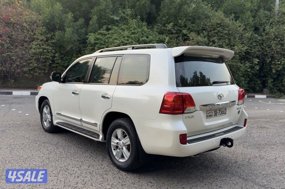 لاند كروزر VXR4