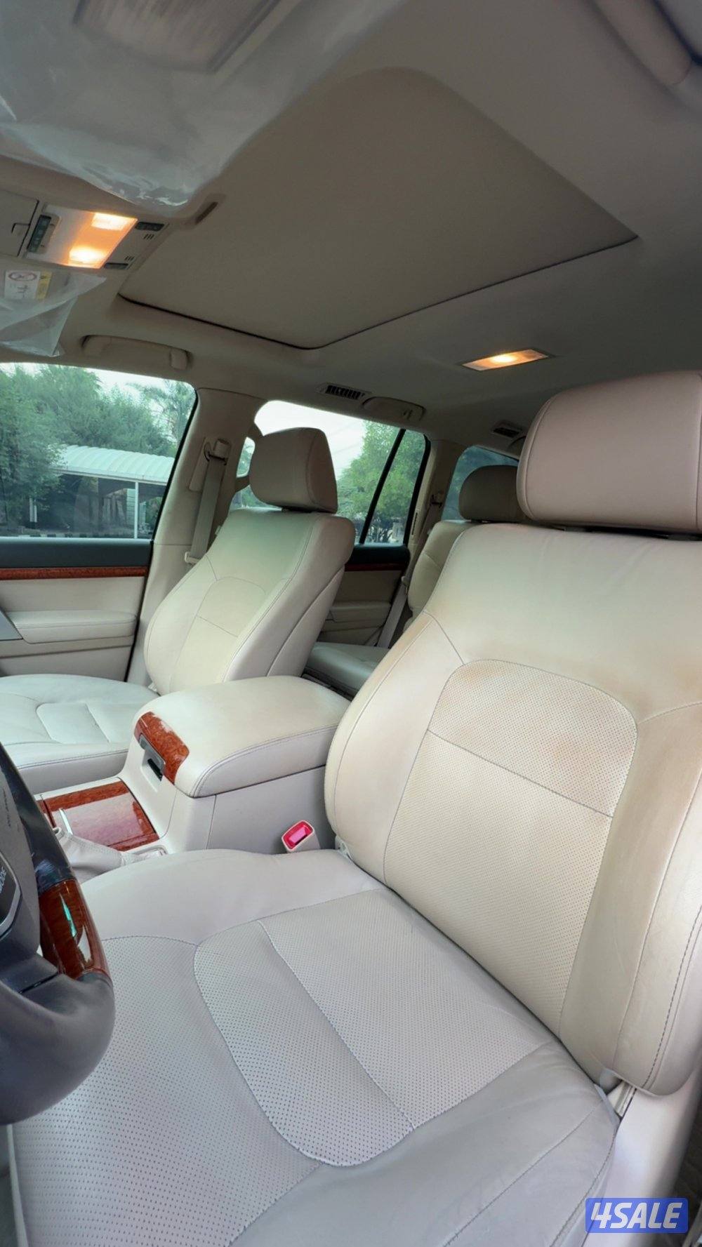 لاند كروزر VXR8