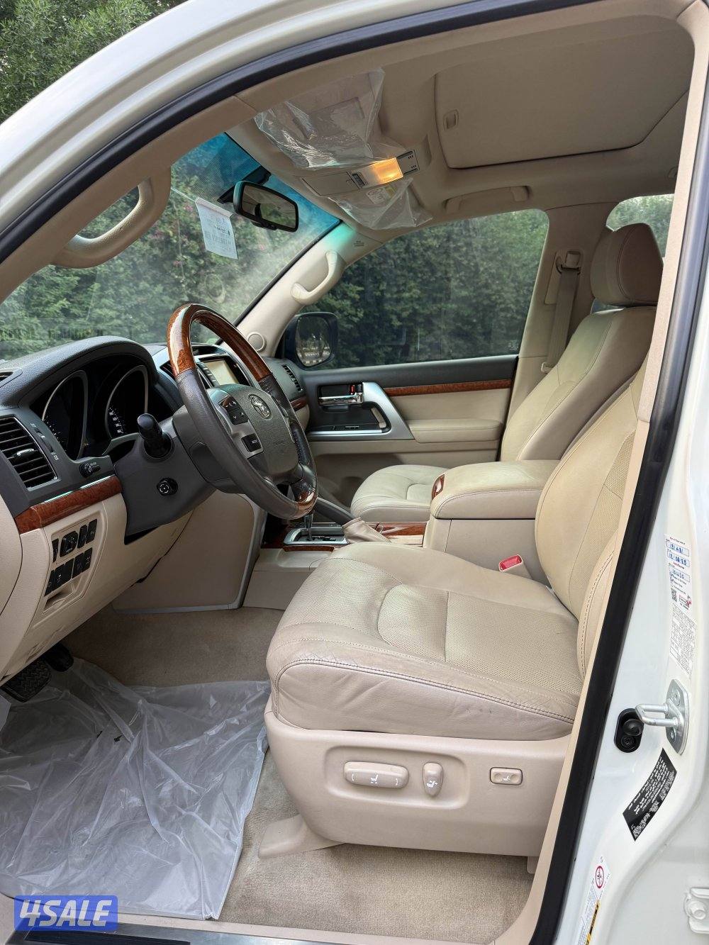 لاند كروزر VXR9