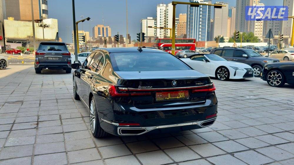 بي أم دبليو 740li/ موديل 2020/ عداد 77 ألف/ تحت كفالة/ تأمين شامل5