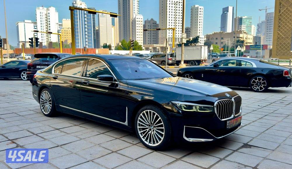 بي أم دبليو 740li/ موديل 2020/ عداد 77 ألف/ تحت كفالة/ تأمين شامل15