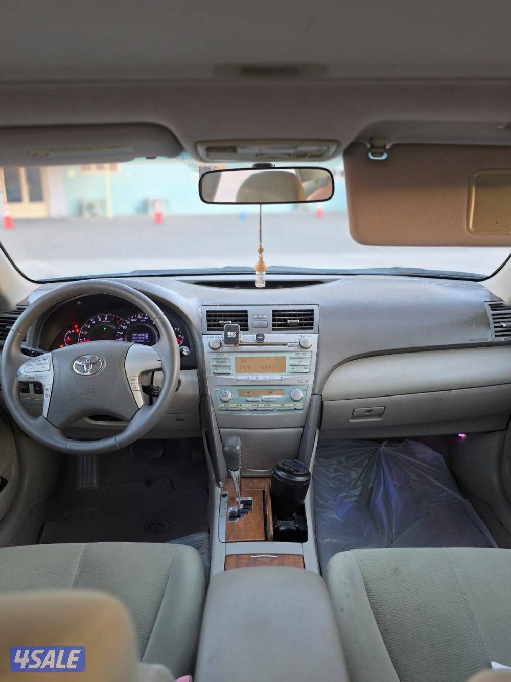 ‏ تويوتا أوريون موديل 2010 ماشي
‏288,000 كيلو اللون سماوي8