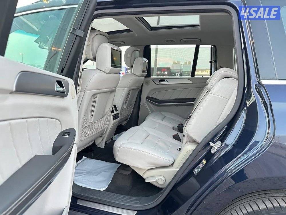 جيب مرسيدس 20157