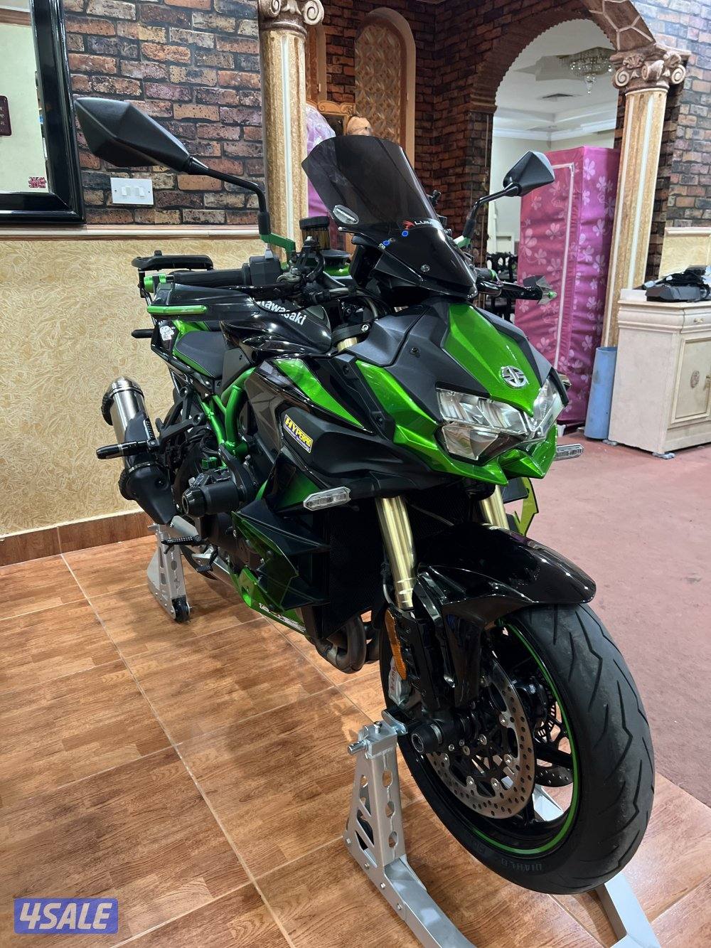 2022 Kawasaki Zh2 SE, 6200 KLM، Electrical Suspension.1