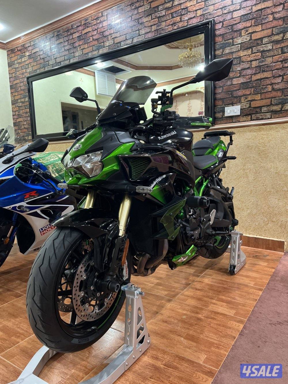 2022 Kawasaki Zh2 SE, 6200 KLM، Electrical Suspension.11