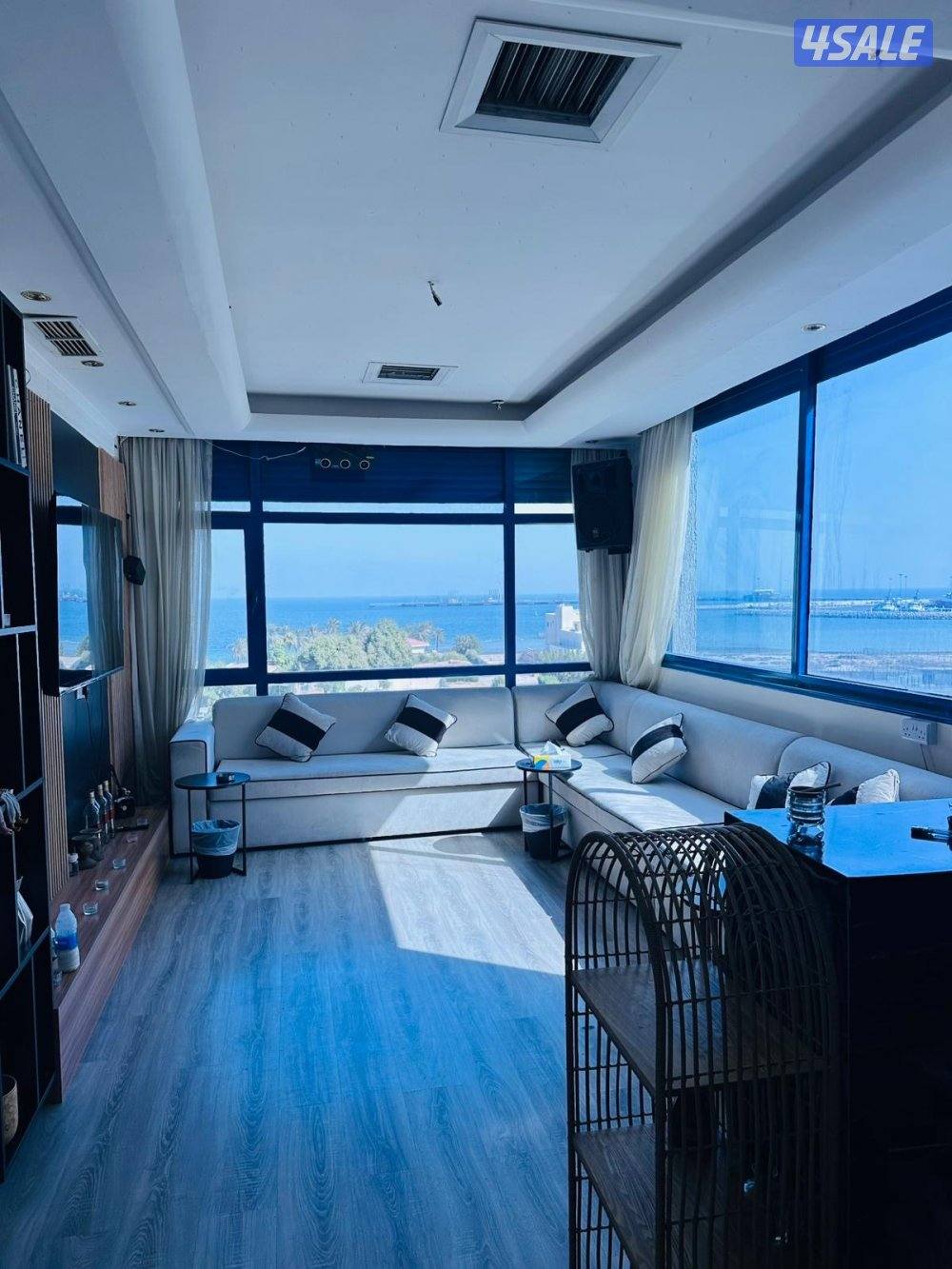 للبيع شقة خلو1