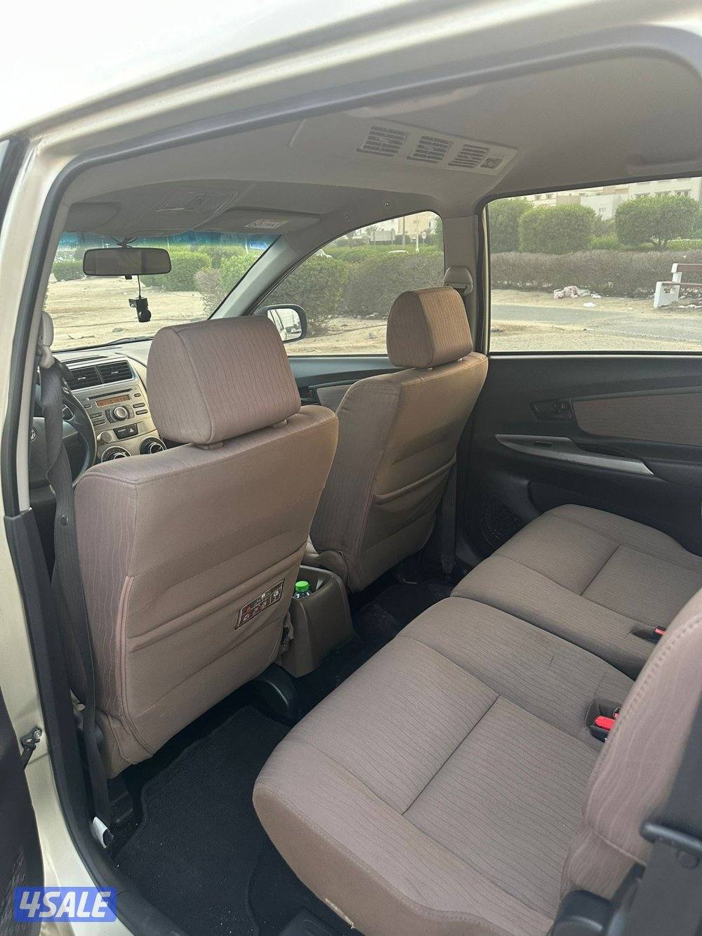 للبيع افانزا 2017 شرط الفحص عداد 1807