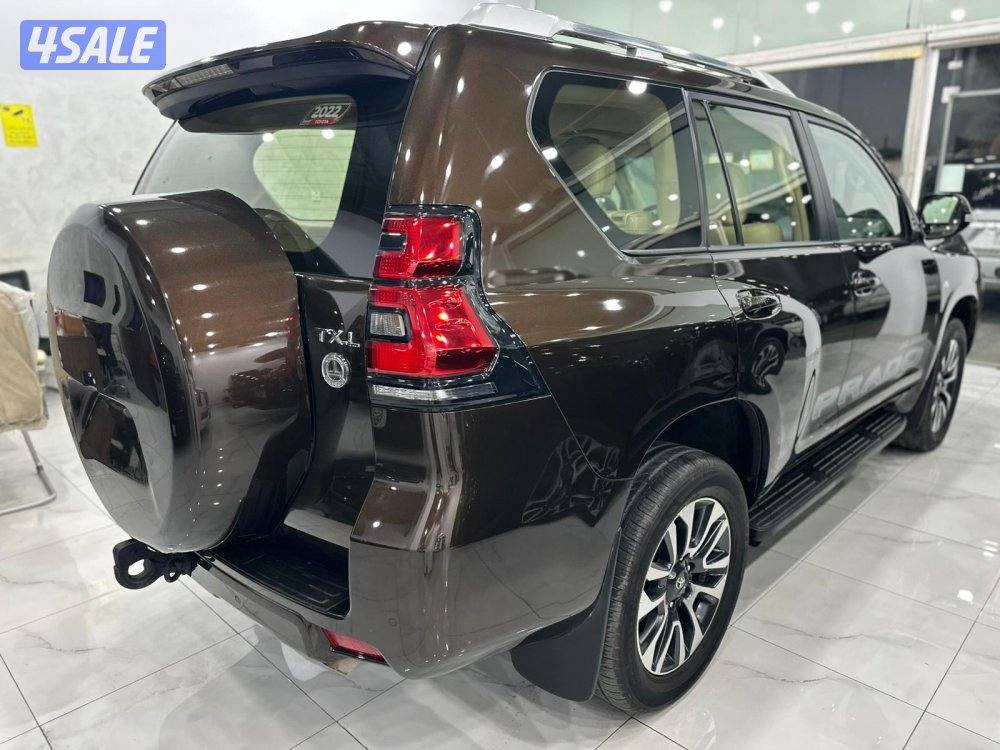 برادو TXL ٦ سلندر موديل ٢٠٢٢ وارد الساير ماشي ٣٨ ألف كم2