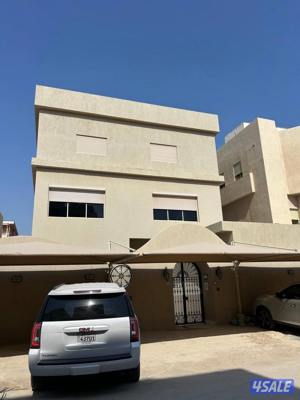 للبيع فيلا بقرطبه0