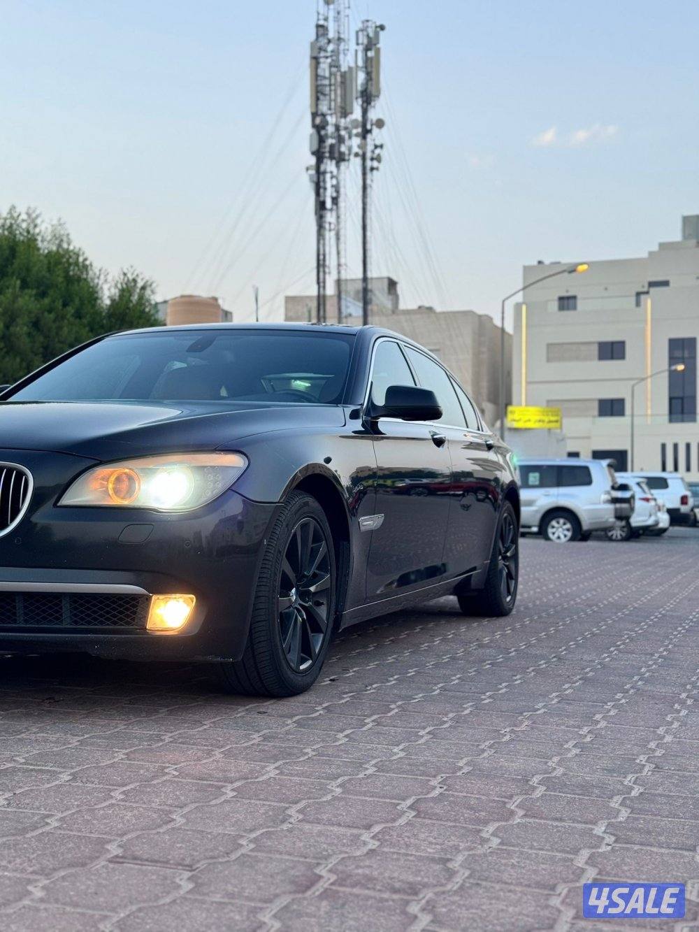 بي ام 740Li0