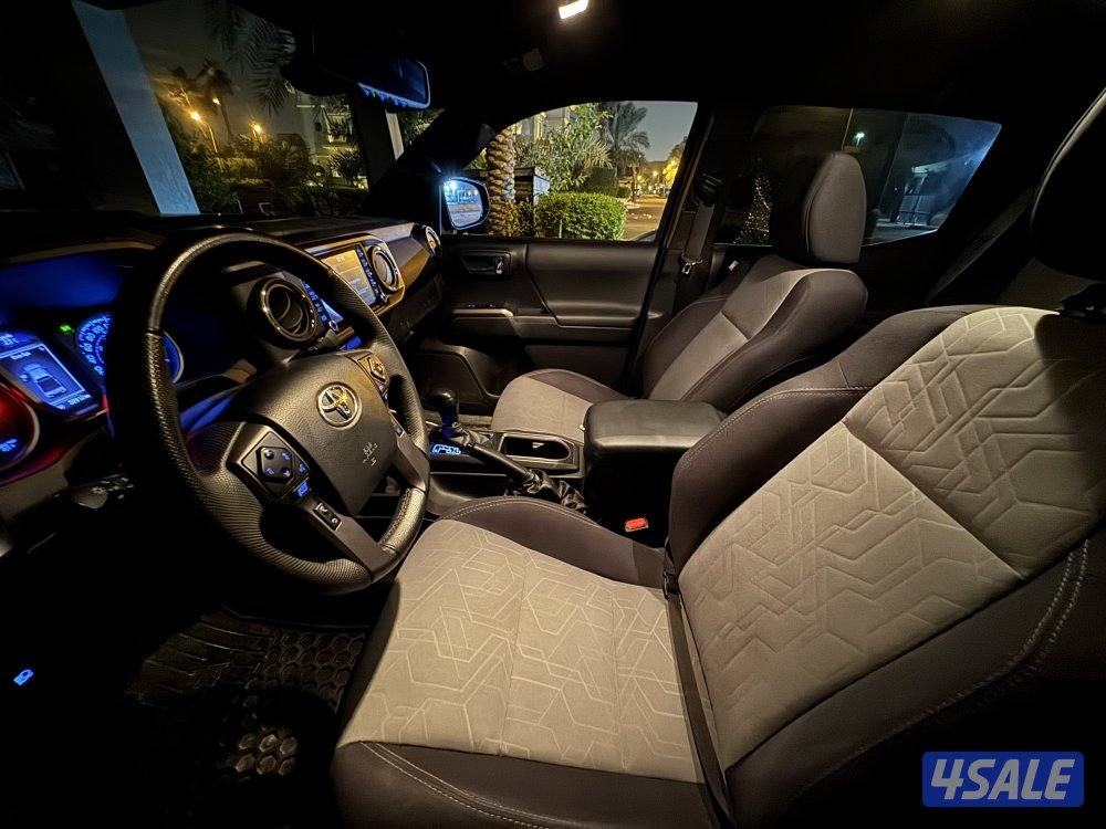 للبيع تويوتا تاكوما ٢٠٢٠  نظيف شرط الفحص قير مكينه شاصي  بدي5