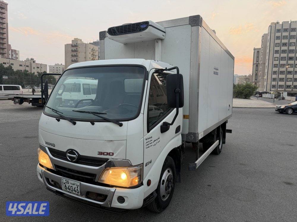 هاف لوري ثلاجه0