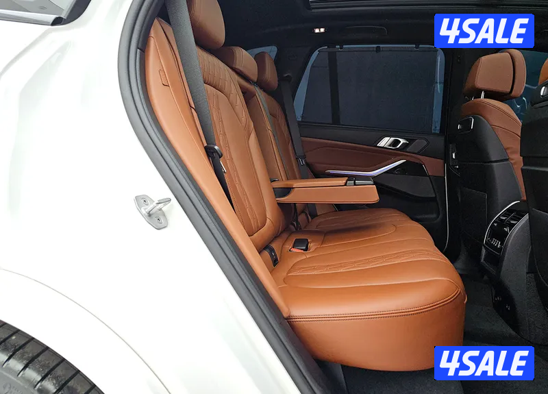 BMW X5 xDrive 40i M Sport Pack11