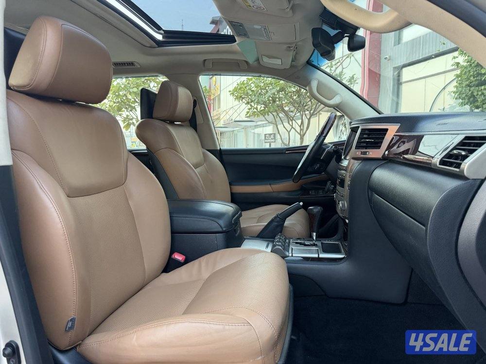 لكزس LX570 الدرجة الاولى موديل 2015 عداد قليل 190 الف كم بحالة وكاله2