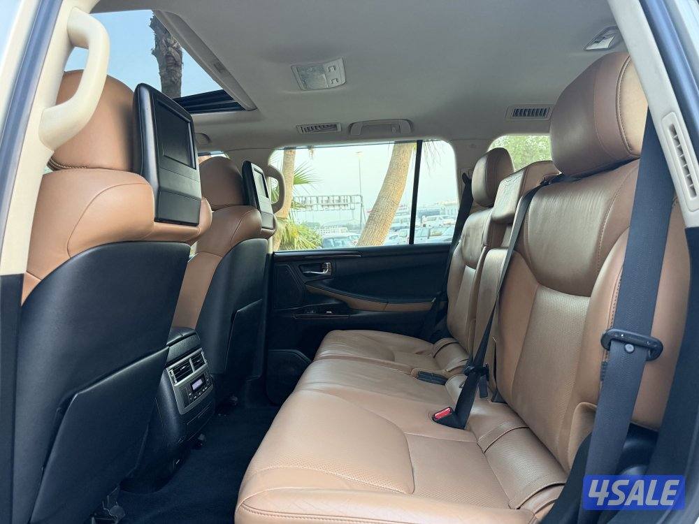 لكزس LX570 الدرجة الاولى موديل 2015 عداد قليل 190 الف كم بحالة وكاله8