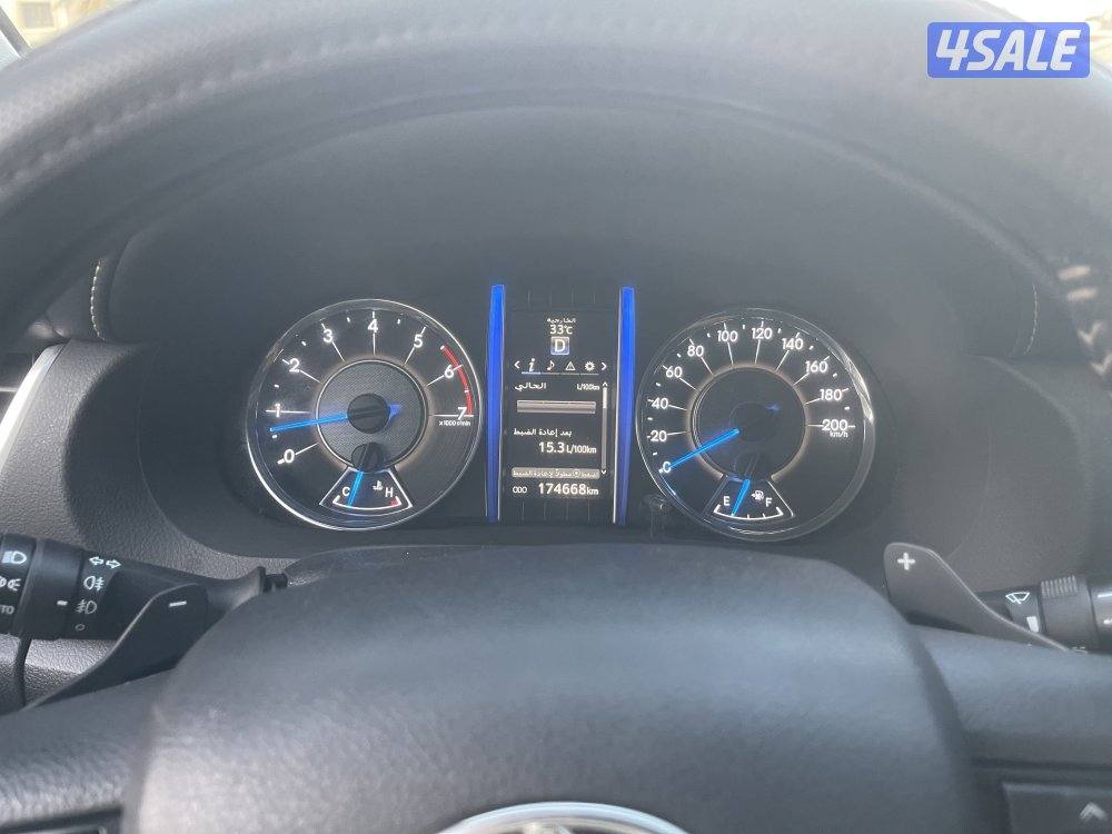 فورتنر (( 6 سلندر دبل قير )) صبغ الوكاله موديل 2016 الساير عداد 17414