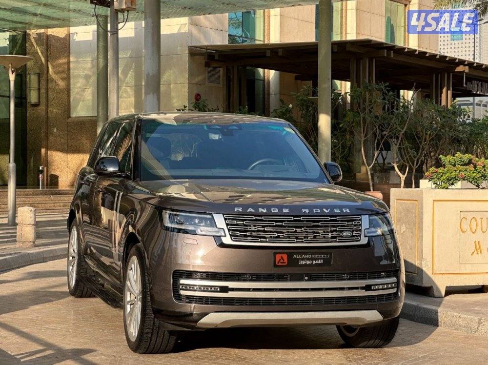 رنج روفرFIRST EDITION V8 موديل2022 عداد48الف وارد الغانم تحت الكفاله1