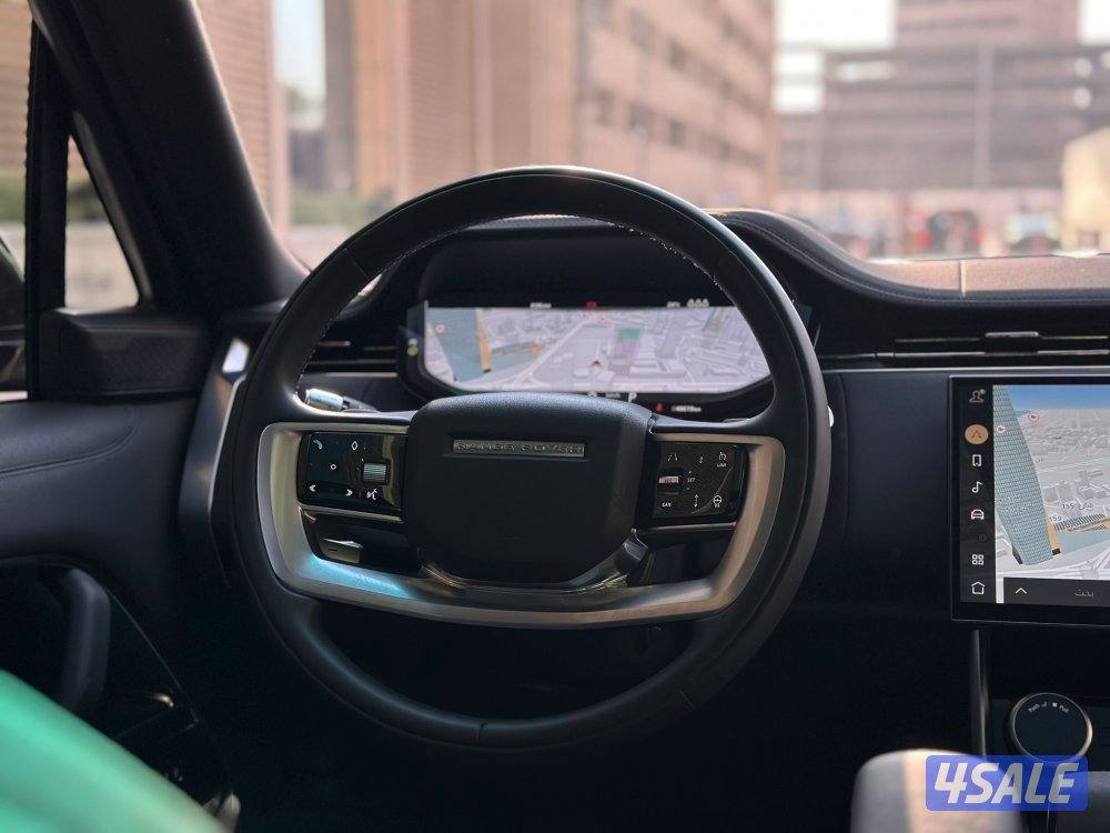 رنج روفرFIRST EDITION V8 موديل2022 عداد48الف وارد الغانم تحت الكفاله10