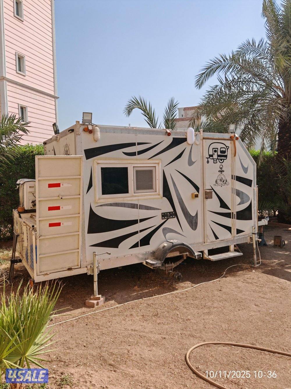 كرفان اماراتي1