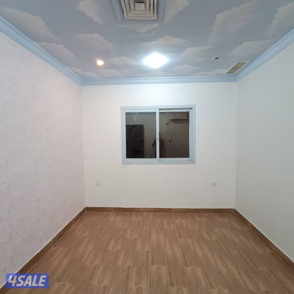 شقة للايجارغرفةصالةسوبر لوكس مطبخ حمام جديد مصافط متوفرة كل الخدمات5