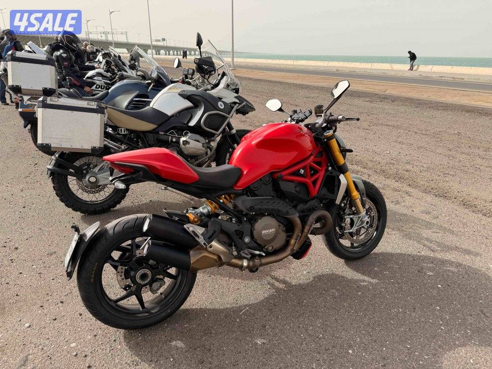 Ducati Monster 1200 S0