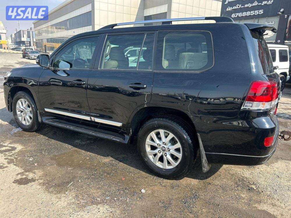 تويوتا لاند كروزر GX.R-V82