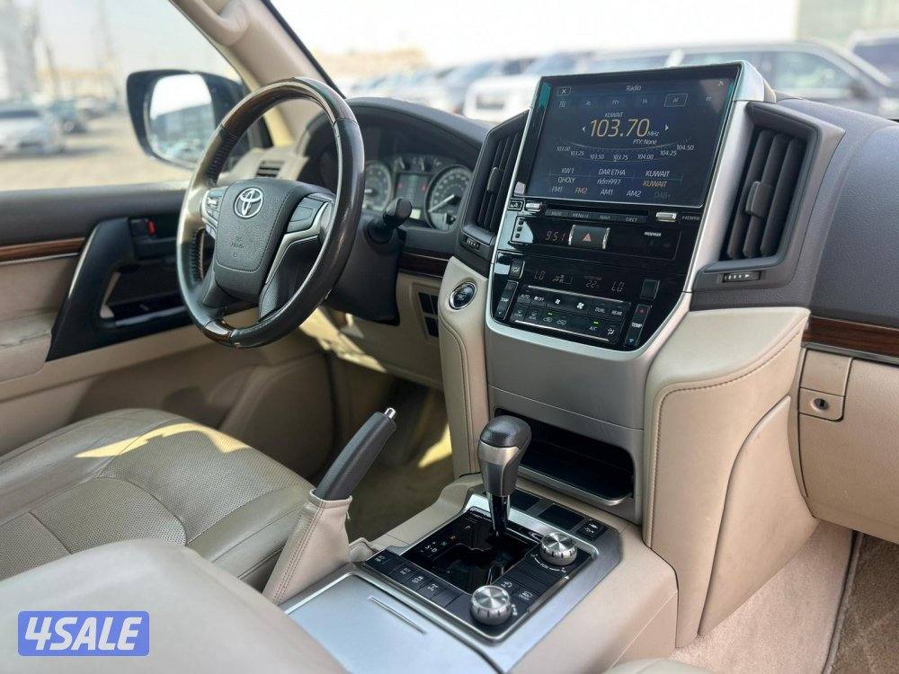 تويوتا لاند كروزر GX.R-V87