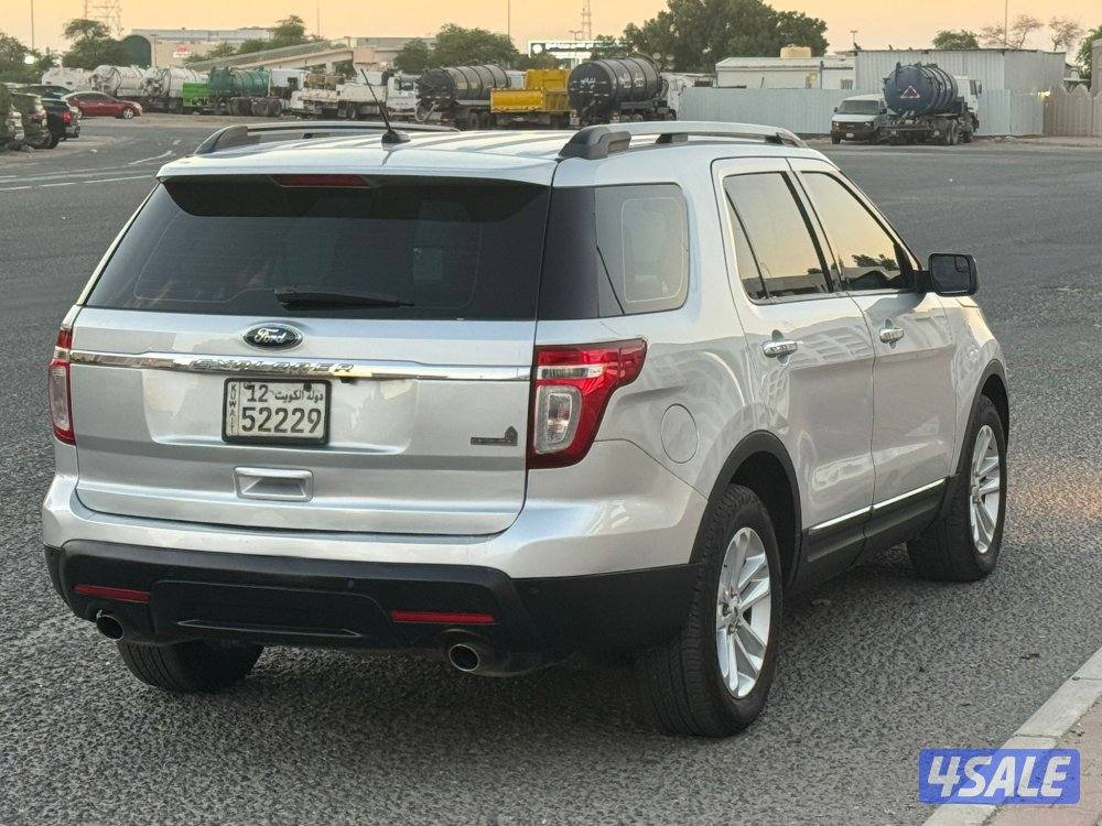 للبيع اكسبلور 2014 بحالة ممتازة4