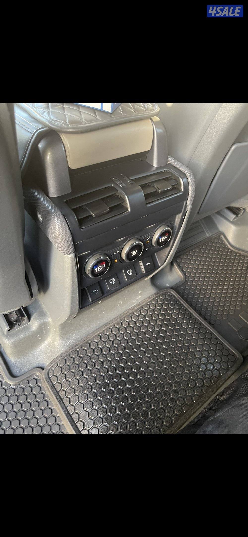 للبيع ديفندر اكس ديناميك5