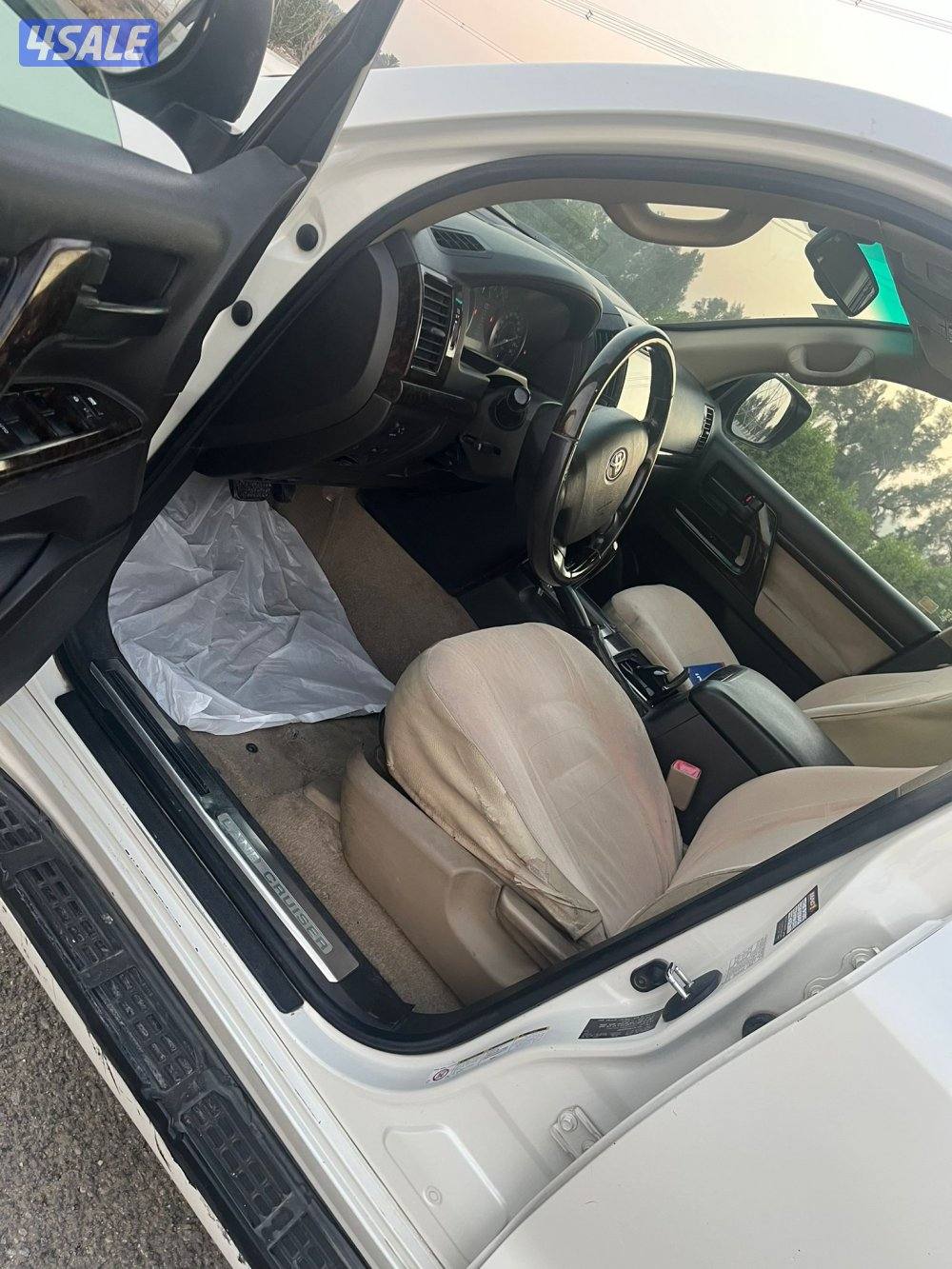 للبيع لاند كروزر ٢٠٠٩ ابيض صدفي ماشي ٦٤٩ الف كامل المواصفات فتحه1