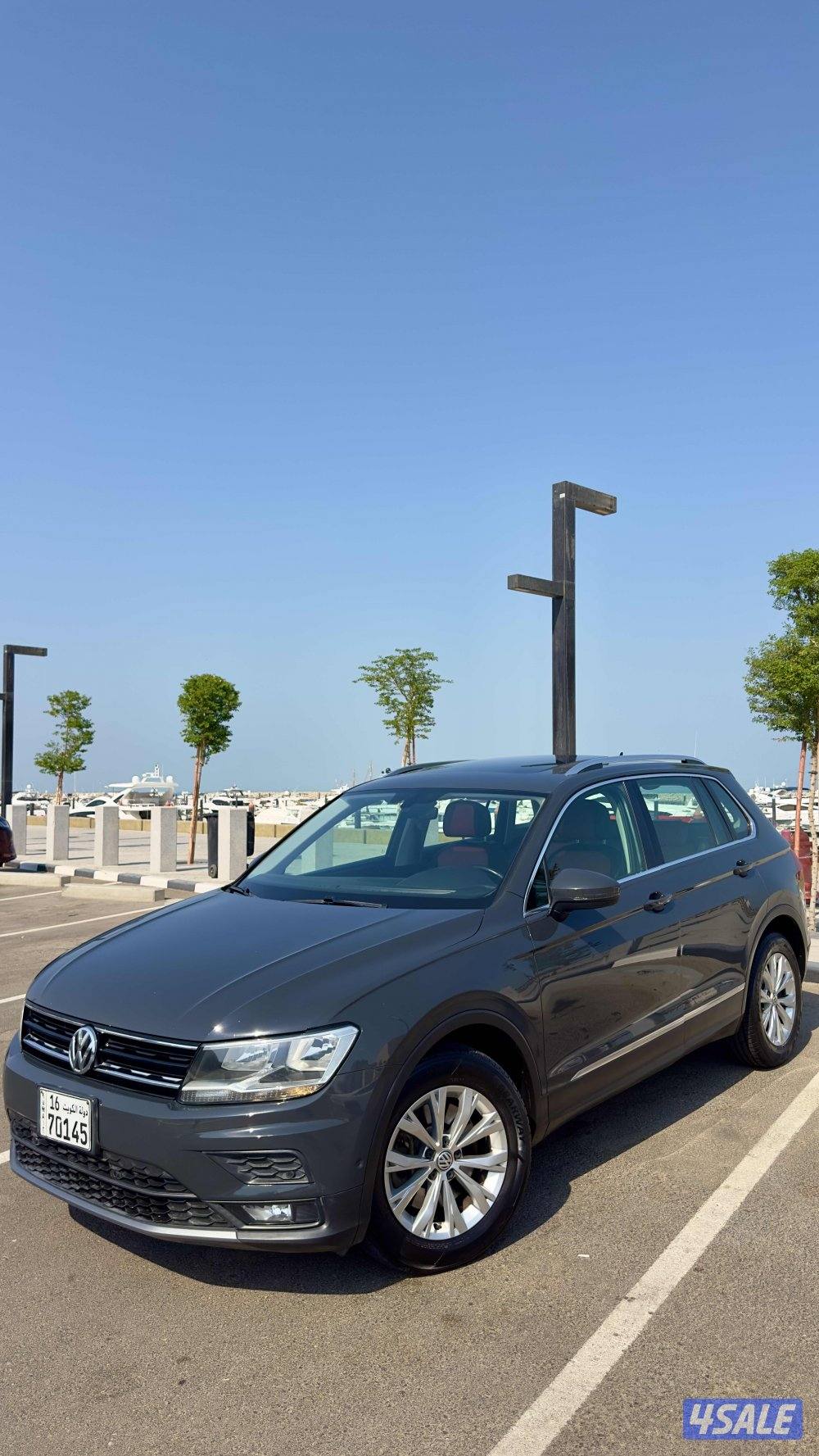 للبيع تيجوان موديل ٢٠١٩ ماشي ٨٠ الف الفل سيرفسات وكاله1