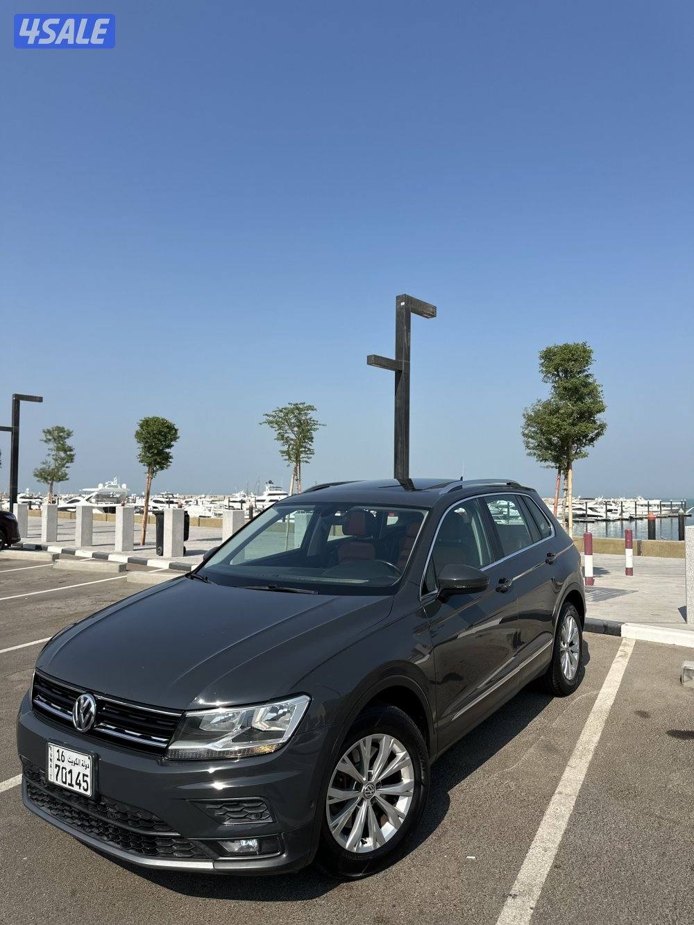 للبيع تيجوان موديل ٢٠١٩ ماشي ٨٠ الف الفل سيرفسات وكاله5