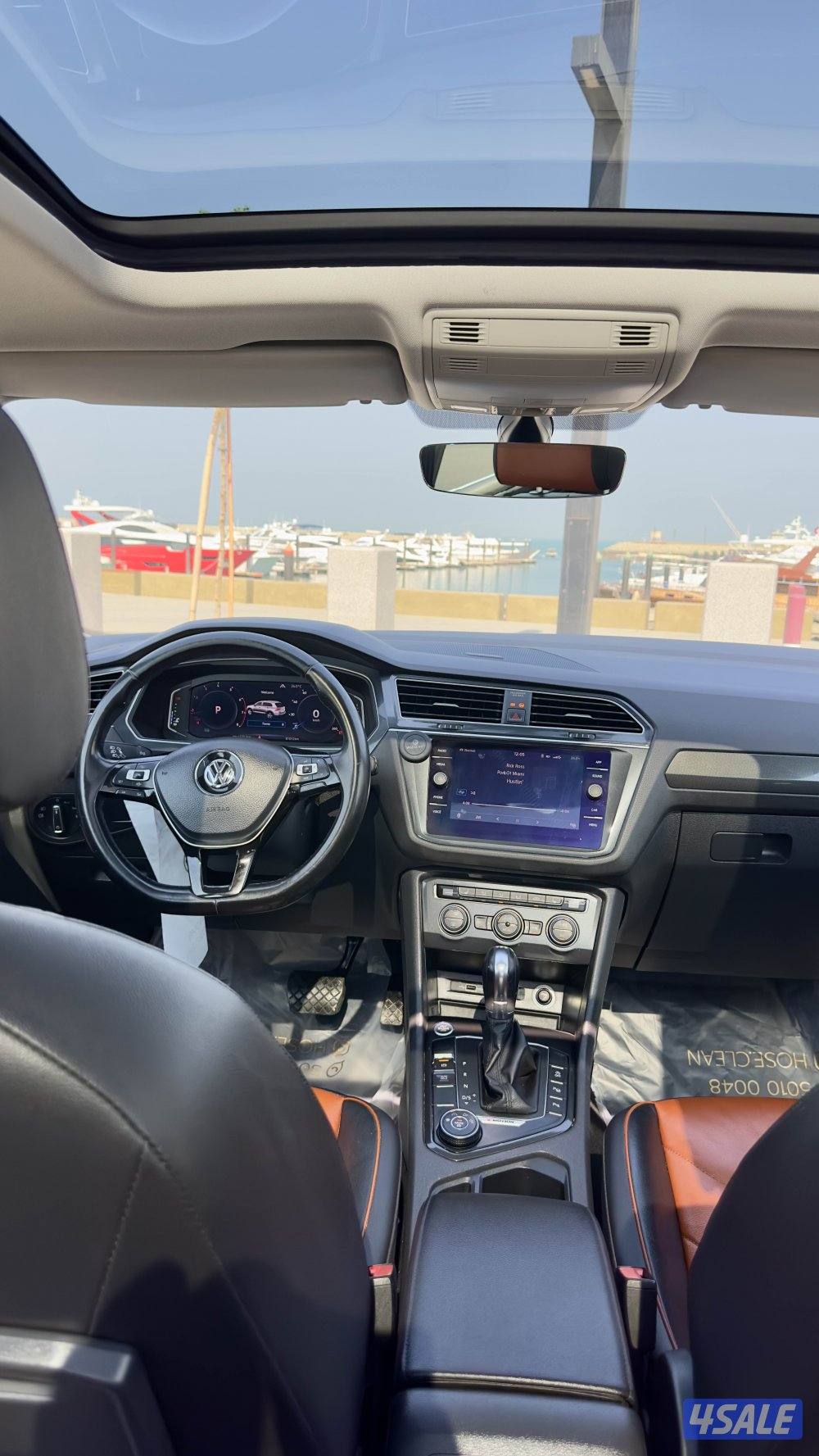 للبيع تيجوان موديل ٢٠١٩ ماشي ٨٠ الف الفل سيرفسات وكاله15