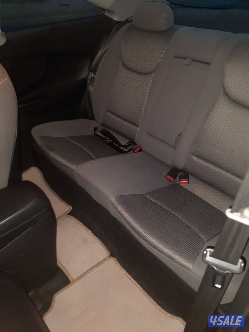 بيعة سريعة إلنترا كوبيه حالة ممتازة ممشى قليل صبغ الوكالة3