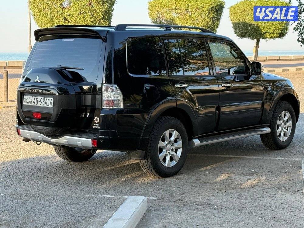 باجيرو 2016 Edition (ROCK FORD) كامل المواصفات وارد الملا3