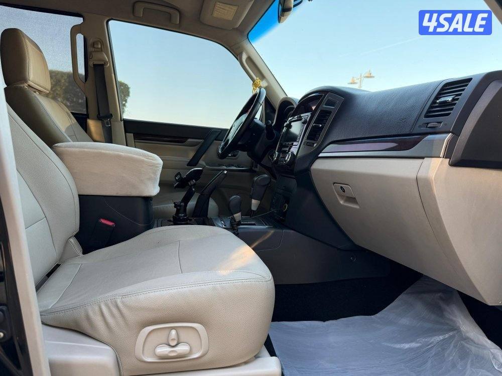 باجيرو 2016 Edition (ROCK FORD) كامل المواصفات وارد الملا6