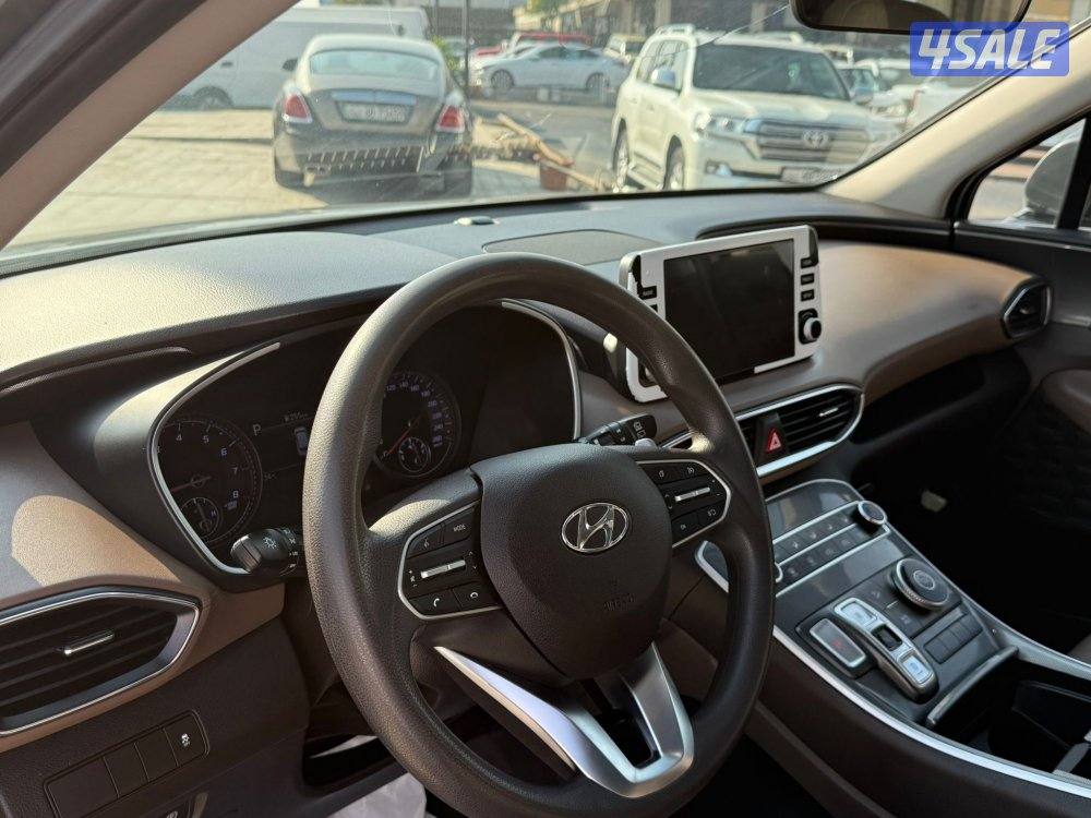 للبيع سنتافي ٢٠٢٢ شرط الفحص ماشي ٩٠ سيرفس منتظم الفل وارد الوكاله4