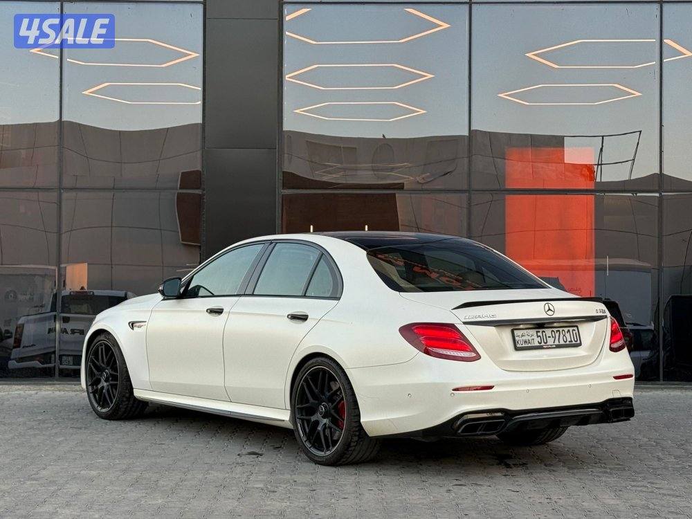 MERCEDES E63 S AMG _2019 صبغ الوكالة4