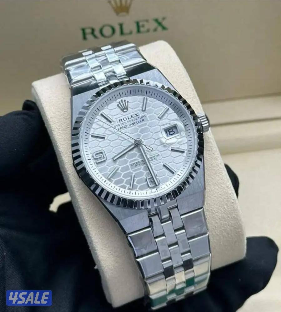 الاول بعالم الساعات شي مرتب13